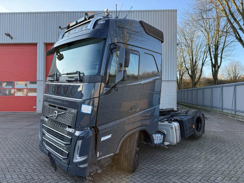Volvo FH5-460 / VEB+ / HYDRAULICS / I-PARKCOOL / ONLY:188538 KM / FULL-AIR / ACC / LWDS / AUTOMATIC / EURO-6 / 2023 - Tractor truck: picture 1 Volvo FH5-460 / VEB+ / HYDRAULICS / I-PARKCOOL / ONLY:188538 KM / FULL-AIR / ACC / LWDS / AUTOMATIC / EURO-6 / 2023 - Tractor truck: picture 1