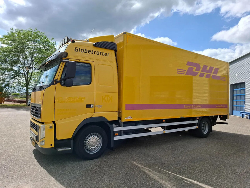Volvo FH13-420 / NL TRUCK / TUV:29-07-2025 / PLATFORM 2000KG / AIRCO / FRIDGE / AUTOMATIC / EURO-5 / 2010 - Box truck: picture 1 Volvo FH13-420 / NL TRUCK / TUV:29-07-2025 / PLATFORM 2000KG / AIRCO / FRIDGE / AUTOMATIC / EURO-5 / 2010 - Box truck: picture 1