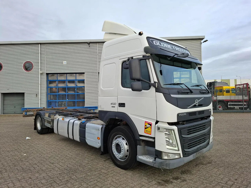 Volvo FM11-450 / VEB / FULL-AIR / 706585 KM / LWDS / AIRCO / BDF SYSTEM / AUTOMATIC / EURO-6 / 2016 - Container transporter/ Swap body truck: picture 2 Volvo FM11-450 / VEB / FULL-AIR / 706585 KM / LWDS / AIRCO / BDF SYSTEM / AUTOMATIC / EURO-6 / 2016 - Container transporter/ Swap body truck: picture 2