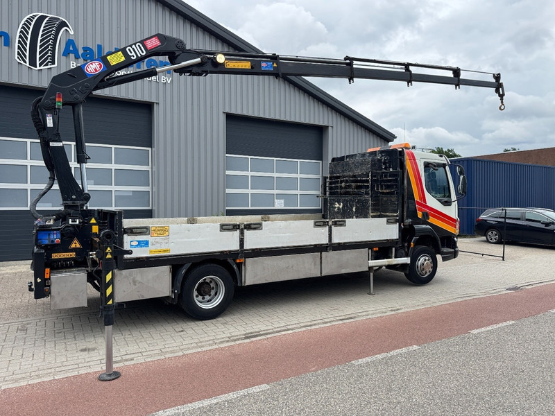DAF LF45-220 HMF 910 K4 + 1 / Remote Control - Crane truck: picture 3 DAF LF45-220 HMF 910 K4 + 1 / Remote Control - Crane truck: picture 3