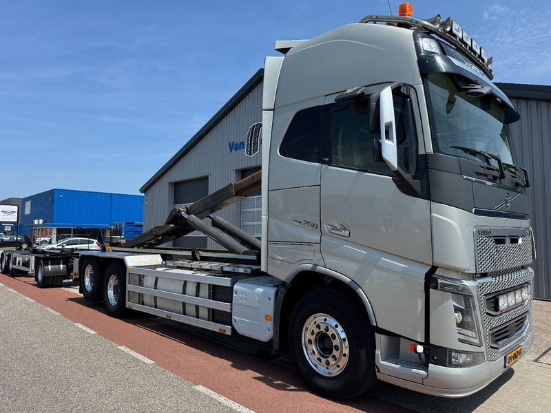 Volvo FH16 750 6x2, VDL 21 Ton Haak - Hook lift truck: picture 1 Volvo FH16 750 6x2, VDL 21 Ton Haak - Hook lift truck: picture 1