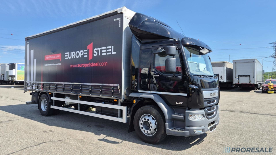 DAF LF 290 FA Sleeper Cab EURO 6 - valník s plachtou - Curtain side truck: picture 1 DAF LF 290 FA Sleeper Cab EURO 6 - valník s plachtou - Curtain side truck: picture 1