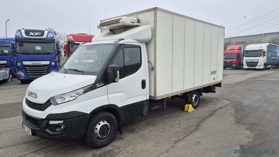 IVECO DAILY 35S11 - mrazírna + elektro agregát THERMO KING V-300 Max + zvedací čelo 750 kg - Refrigerated delivery van: picture 2 IVECO DAILY 35S11 - mrazírna + elektro agregát THERMO KING V-300 Max + zvedací čelo 750 kg - Refrigerated delivery van: picture 2