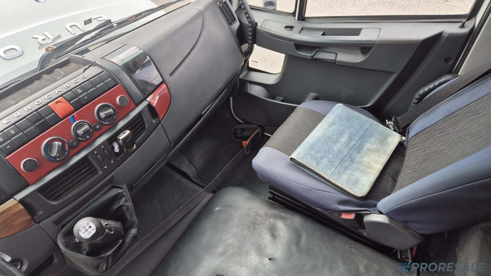 Curtain side truck IVECO EUROCARGO ML 120E25 EURO 5 - valník s plachtou: picture 6 Curtain side truck IVECO EUROCARGO ML 120E25 EURO 5 - valník s plachtou: picture 6