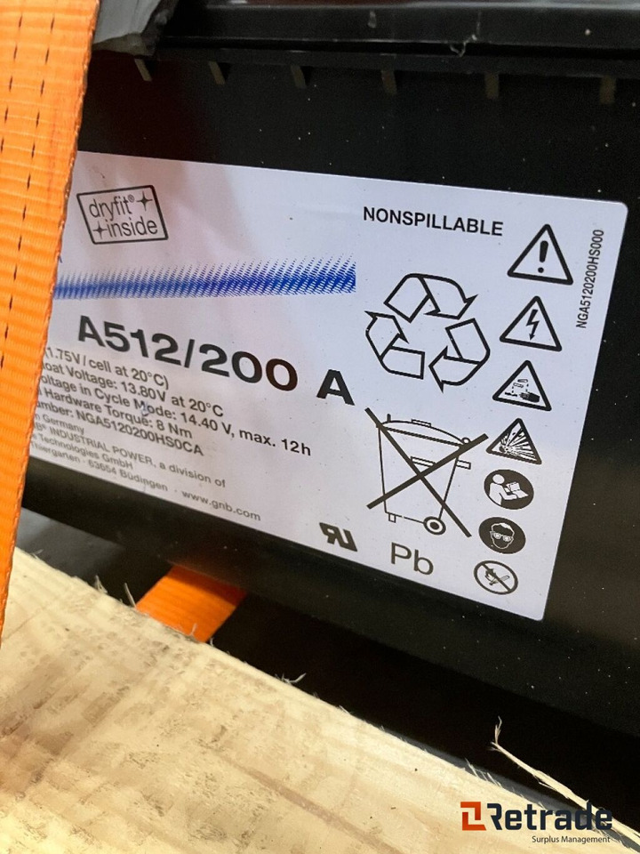 2 stk batterier - Battery for Construction machinery: picture 3 2 stk batterier - Battery for Construction machinery: picture 3