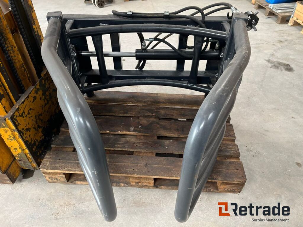 Balletang til minilæsser / Ball tongs for mini loader - Clamp: picture 3 Balletang til minilæsser / Ball tongs for mini loader - Clamp: picture 3