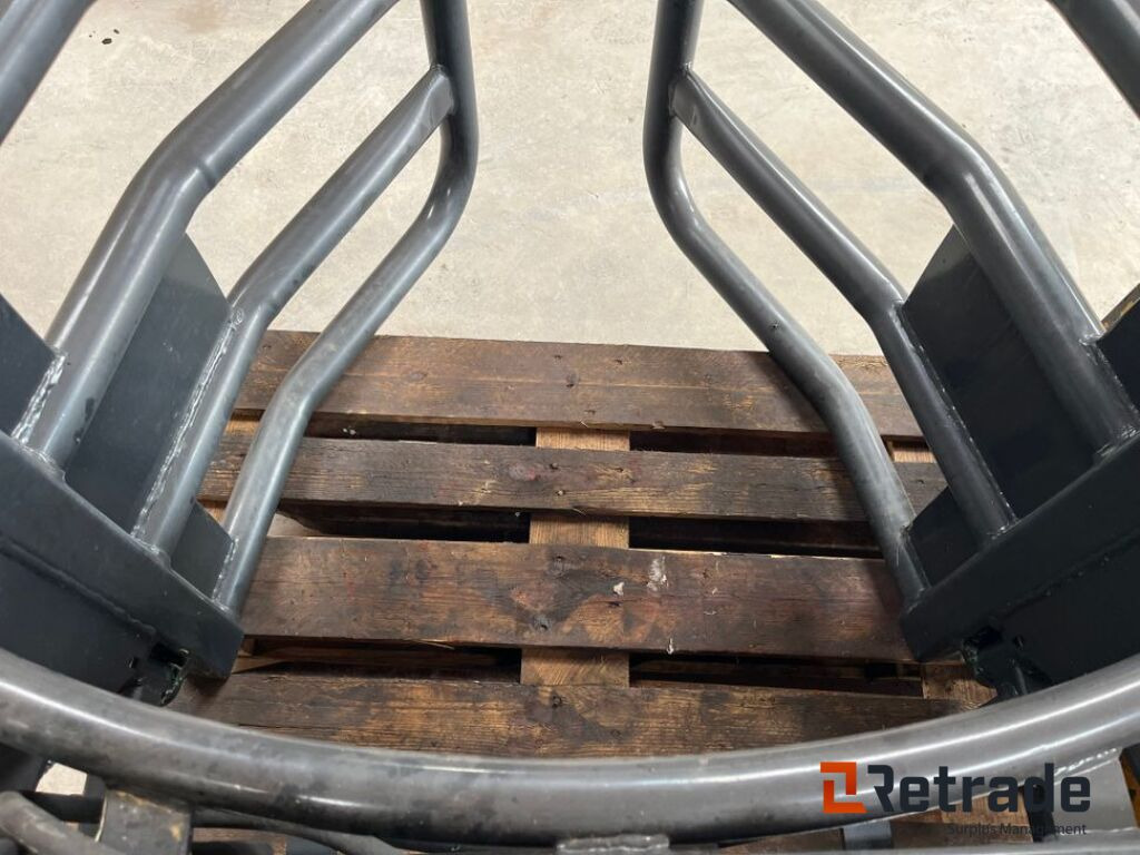 Balletang til minilæsser / Ball tongs for mini loader - Clamp: picture 2 Balletang til minilæsser / Ball tongs for mini loader - Clamp: picture 2