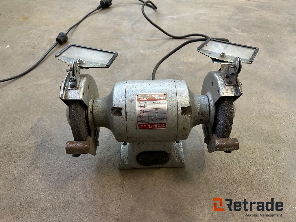 Bänkslipmaskin Bench Grinder (inget reservationspris) - Machine tool: picture 3 Bänkslipmaskin Bench Grinder (inget reservationspris) - Machine tool: picture 3