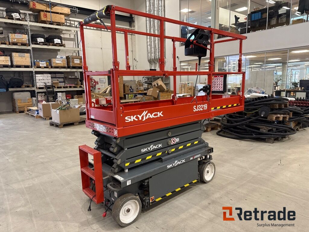 Sakselift Skyjack SJ3219 - 5,65 meter / scissor lift - Construction machinery: picture 3 Sakselift Skyjack SJ3219 - 5,65 meter / scissor lift - Construction machinery: picture 3