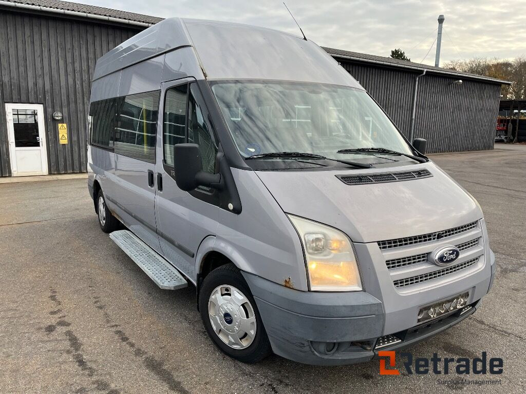 Minibus med lift FORD TRANSIT KOMBI 300L F 2,2 TDCI - Minibus, Passenger van: picture 2 Minibus med lift FORD TRANSIT KOMBI 300L F 2,2 TDCI - Minibus, Passenger van: picture 2