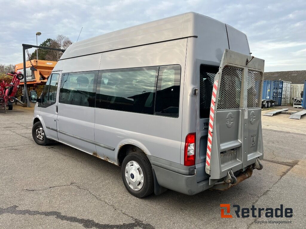 Minibus med lift FORD TRANSIT KOMBI 300L F 2,2 TDCI - Minibus, Passenger van: picture 4 Minibus med lift FORD TRANSIT KOMBI 300L F 2,2 TDCI - Minibus, Passenger van: picture 4