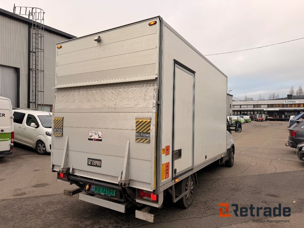 Skapbil IVECO 35S16 (parkert i Oslo) - Closed box van: picture 5 Skapbil IVECO 35S16 (parkert i Oslo) - Closed box van: picture 5
