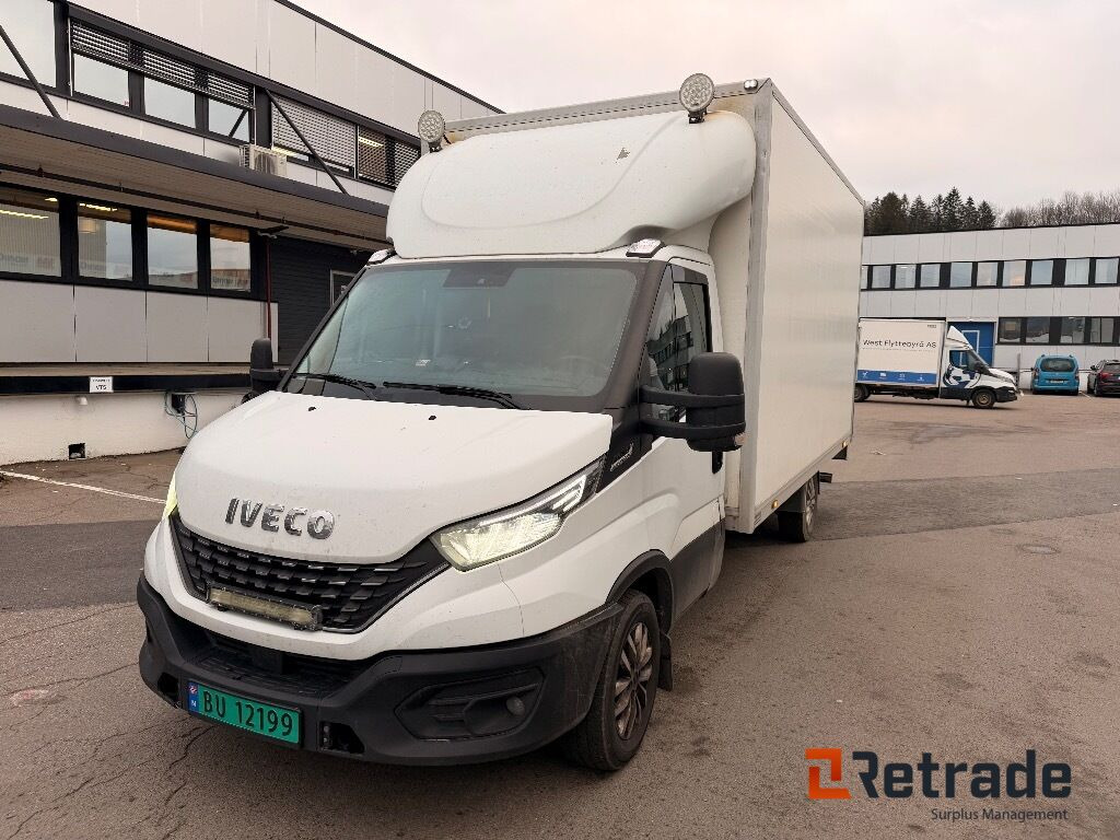 Skapbil IVECO 35S16 (parkert i Oslo) - Closed box van: picture 1 Skapbil IVECO 35S16 (parkert i Oslo) - Closed box van: picture 1