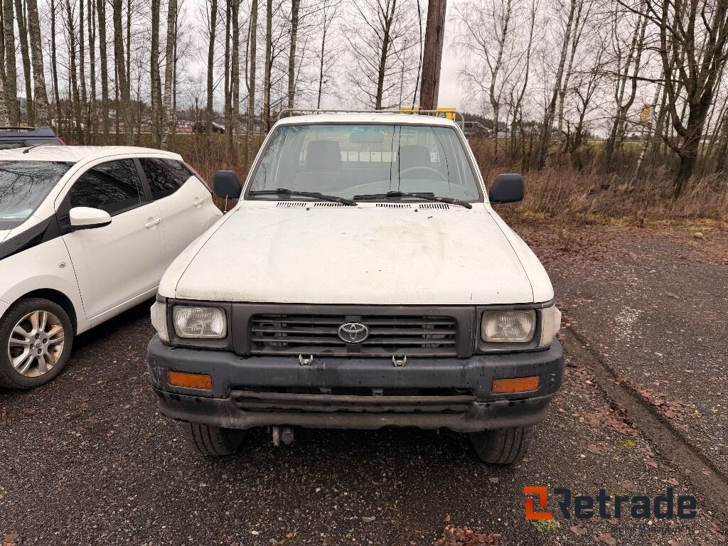 TOYOTA HILUX SR5 med tipp og plan 4X4 - Car: picture 2 TOYOTA HILUX SR5 med tipp og plan 4X4 - Car: picture 2
