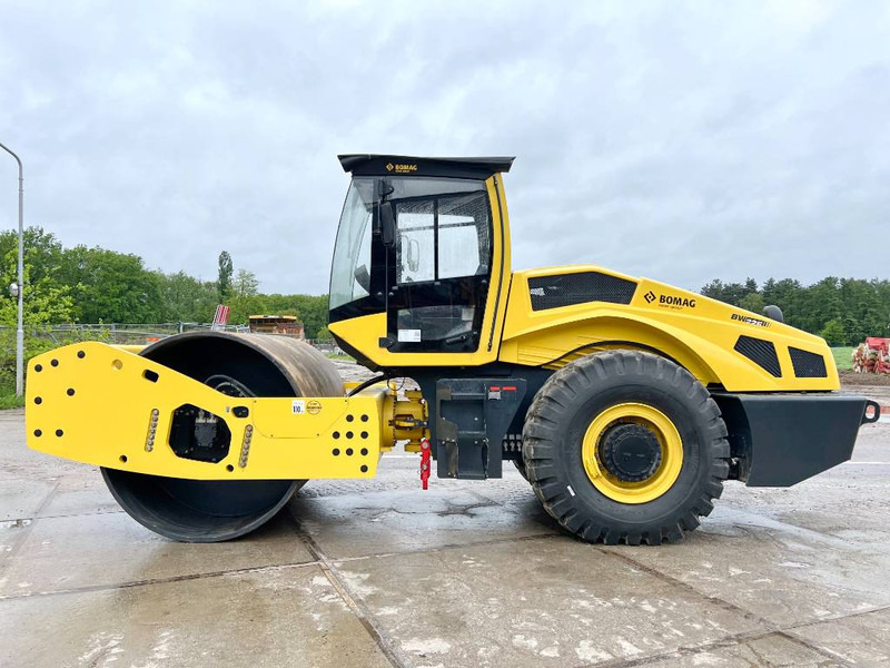 Bomag BW226-5CL - New / Unused - Roller: picture 1 Bomag BW226-5CL - New / Unused - Roller: picture 1