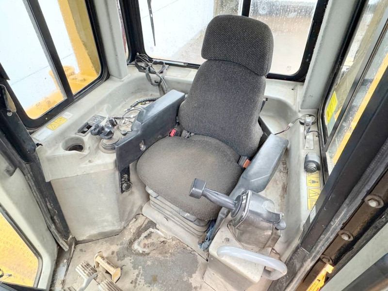 Bulldozer Cat D6T LGP - Dutch Machine / Camerea / CE + EPA / AC: picture 6 Bulldozer Cat D6T LGP - Dutch Machine / Camerea / CE + EPA / AC: picture 6