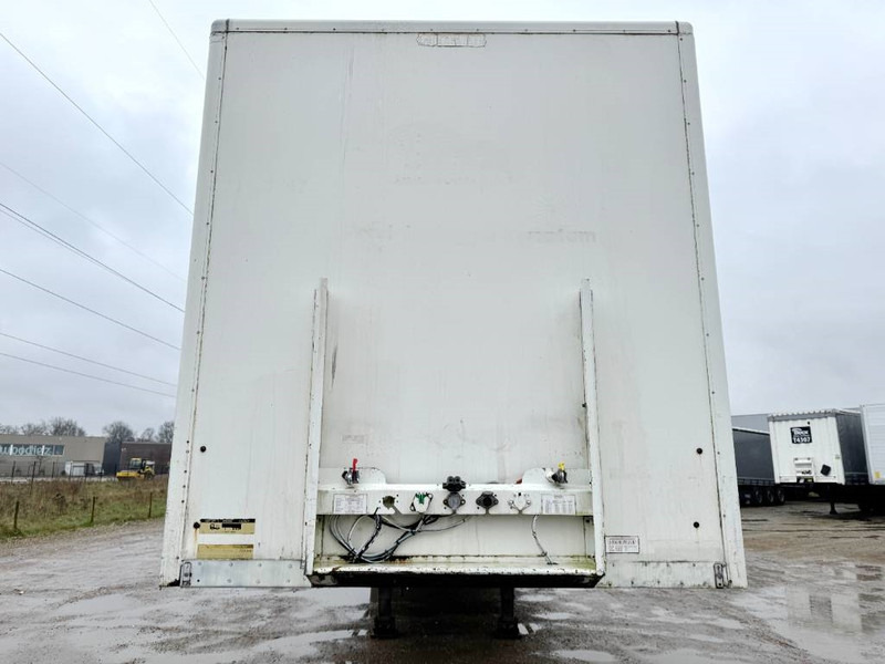 Groenewegen DRO-12-20 - Taillift / Steering Axle / Dutch - Closed box semi-trailer: picture 5 Groenewegen DRO-12-20 - Taillift / Steering Axle / Dutch - Closed box semi-trailer: picture 5