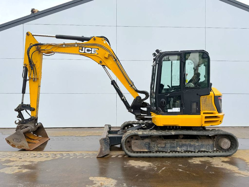 JCB 86C-1 - Hammer Lines / Quick Coupler - Mini excavator: picture 1 JCB 86C-1 - Hammer Lines / Quick Coupler - Mini excavator: picture 1