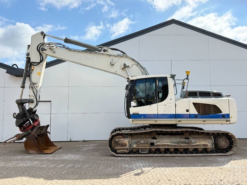 Liebherr R92LC4W - GPS / ROTOTILT R8 / NEW CHAIN + SPROCKET - Crawler excavator: picture 1 Liebherr R92LC4W - GPS / ROTOTILT R8 / NEW CHAIN + SPROCKET - Crawler excavator: picture 1