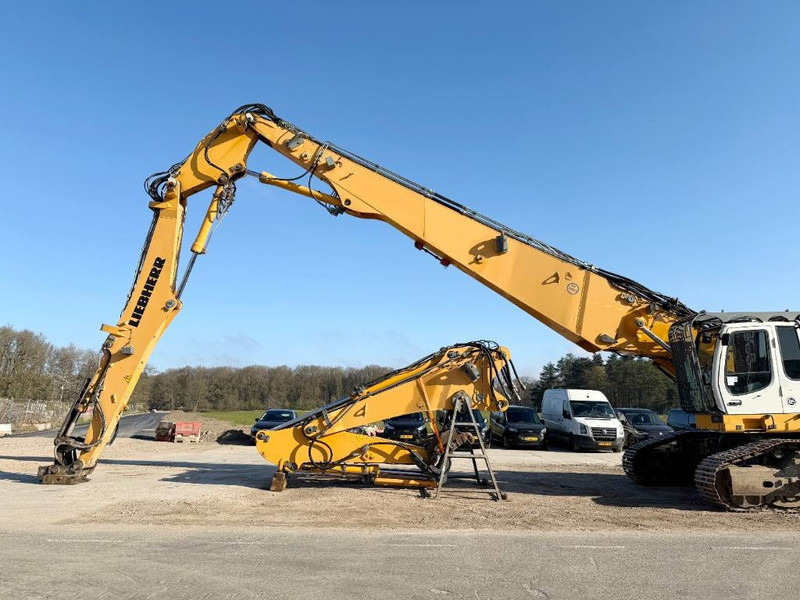 Crawler excavator Liebherr R944C UHD - 23 m Demolition / Hydr UC / OilQuick: picture 10