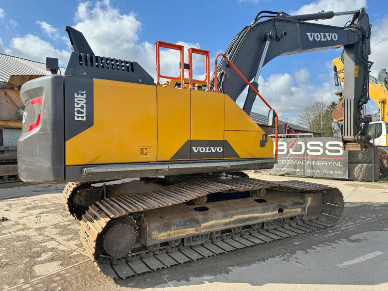 Volvo EC250EL - Hamer Lines / Quick Coupler - Crawler excavator: picture 5 Volvo EC250EL - Hamer Lines / Quick Coupler - Crawler excavator: picture 5