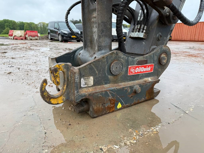 Crawler excavator Volvo EC380EHR UHD - 24m / Hydr Undercarriage / Oilquick: picture 17 Crawler excavator Volvo EC380EHR UHD - 24m / Hydr Undercarriage / Oilquick: picture 17