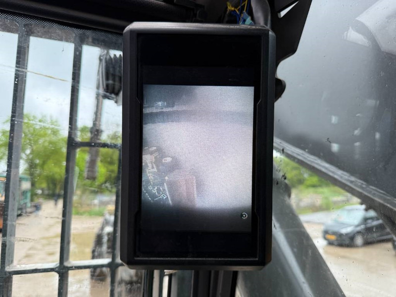 Crawler excavator Volvo EC380EHR UHD - 24m / Hydr Undercarriage / Oilquick: picture 10 Crawler excavator Volvo EC380EHR UHD - 24m / Hydr Undercarriage / Oilquick: picture 10