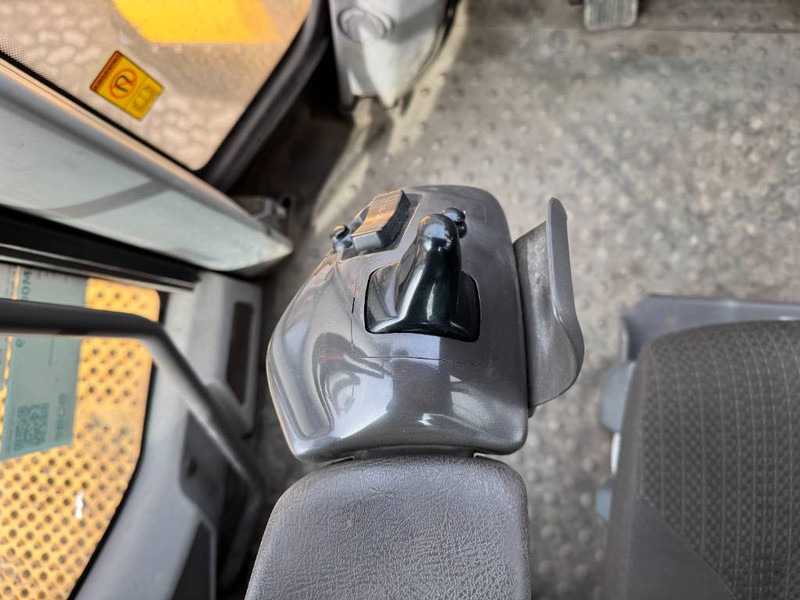 Wheel loader Volvo L350H - Dutch Machine / CDC Steering: picture 9