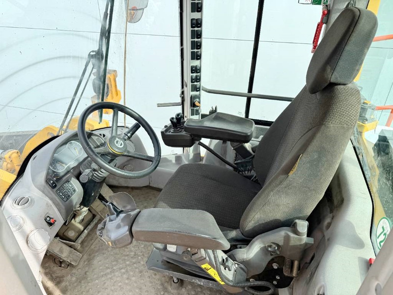 Wheel loader Volvo L350H - Dutch Machine / CDC Steering: picture 7