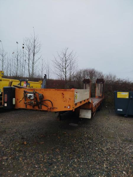 Robuste kaiser - Low loader semi-trailer: picture 2 Robuste kaiser - Low loader semi-trailer: picture 2