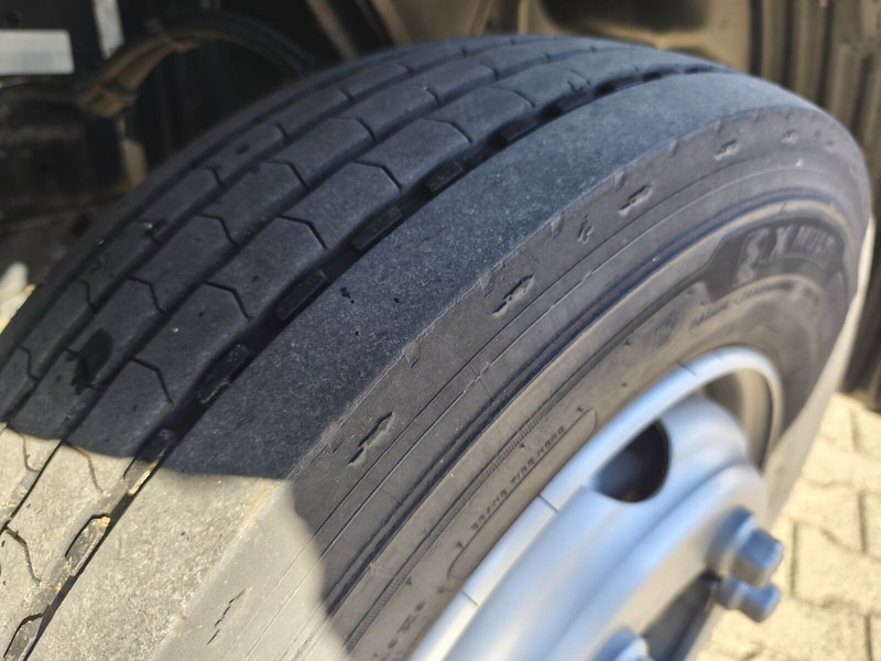 Curtain side truck MAN TGL 7.190 4x2BL Edscha Gardine Euro 6 (12): picture 13 Curtain side truck MAN TGL 7.190 4x2BL Edscha Gardine Euro 6 (12): picture 13