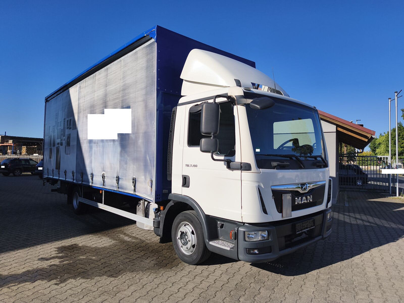 MAN TGL 7.190 - Curtain side truck: picture 2 MAN TGL 7.190 - Curtain side truck: picture 2