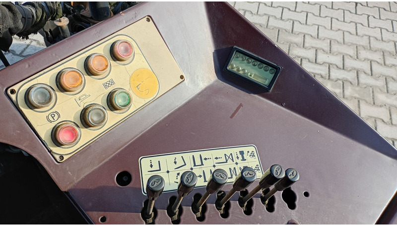 Truck mounted forklift Palfinger Crayler F3 203 GTS 4- Wege Mitnahmestapler 463 h: picture 17 Truck mounted forklift Palfinger Crayler F3 203 GTS 4- Wege Mitnahmestapler 463 h: picture 17