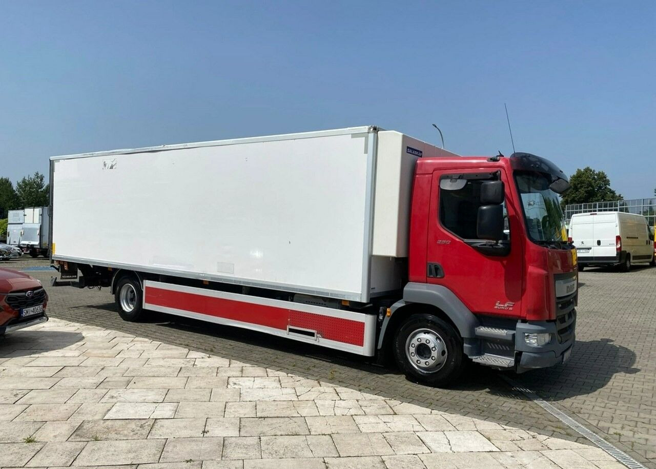 DAF LF 250 LF250I / 1 Owner / Hulsteins / Super Condition - Refrigerator truck: picture 5 DAF LF 250 LF250I / 1 Owner / Hulsteins / Super Condition - Refrigerator truck: picture 5