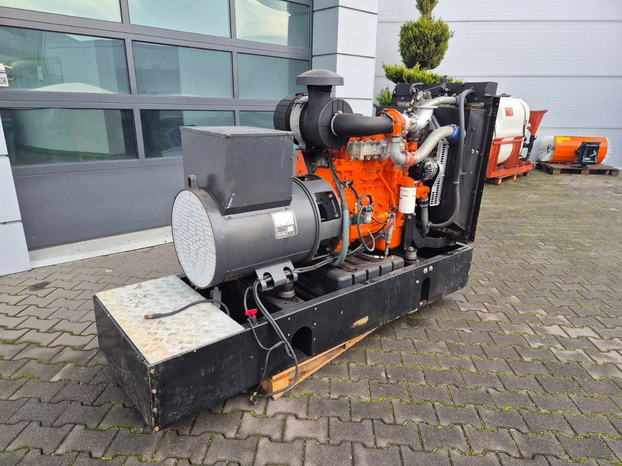 Diversen ECP34 2S4 - FTP Engine,126kVA,New oils, filters, L Mecc Alte ECP34 2S4 - FTP Engine,126kVA,New oils, filters, Like New - Generator set: picture 4 Diversen ECP34 2S4 - FTP Engine,126kVA,New oils, filters, L Mecc Alte ECP34 2S4 - FTP Engine,126kVA,New oils, filters, Like New - Generator set: picture 4