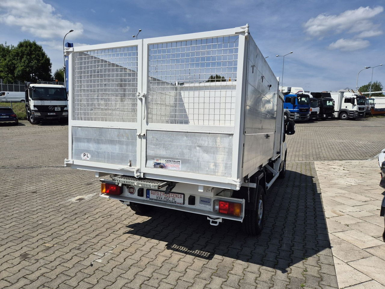 Tipper van Fiat Ducato Tipper / FOR Leaves OR Waste / 1 Owner / Euro 4 / Speci: picture 24