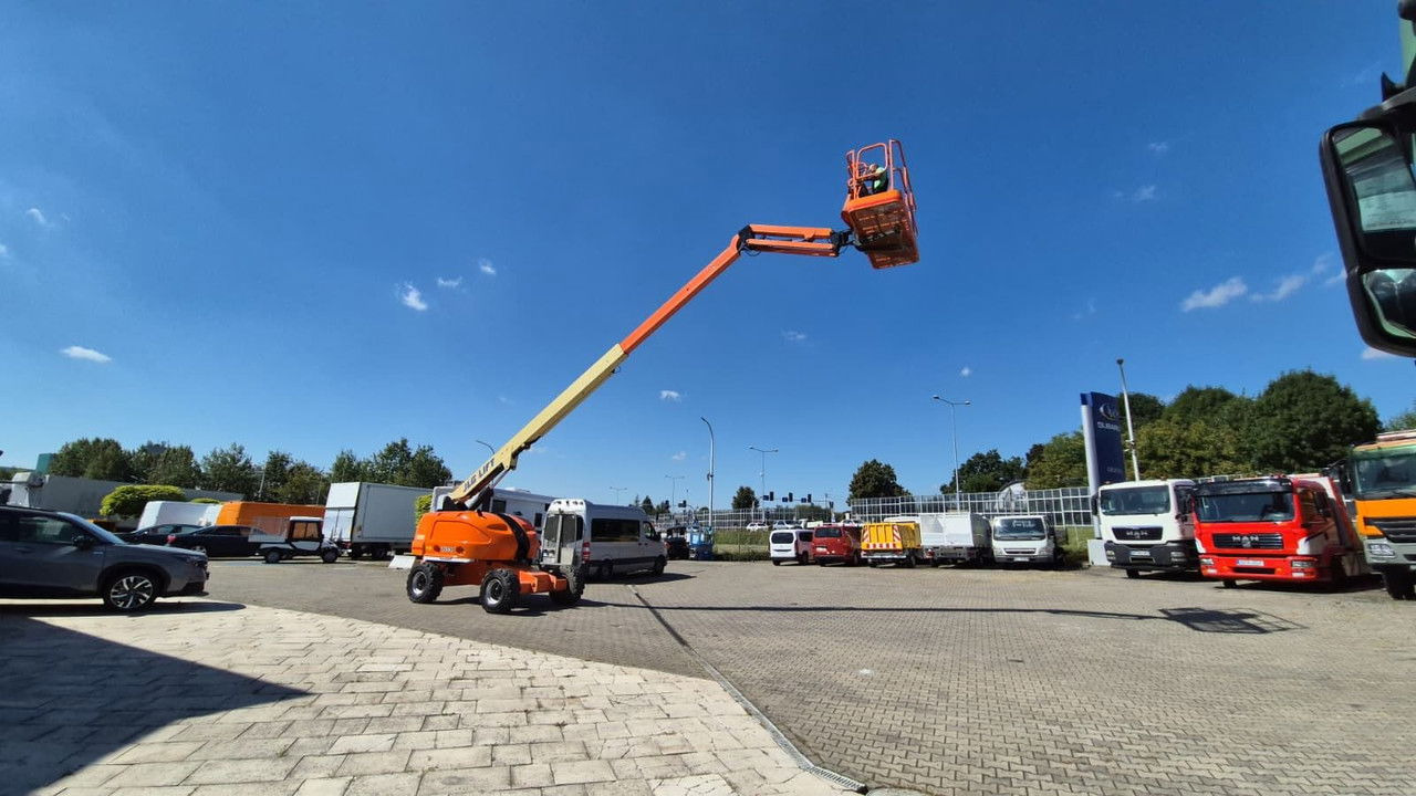 JLG 460SJ / 1 Owner / Works Great - Telescopic boom: picture 4 JLG 460SJ / 1 Owner / Works Great - Telescopic boom: picture 4