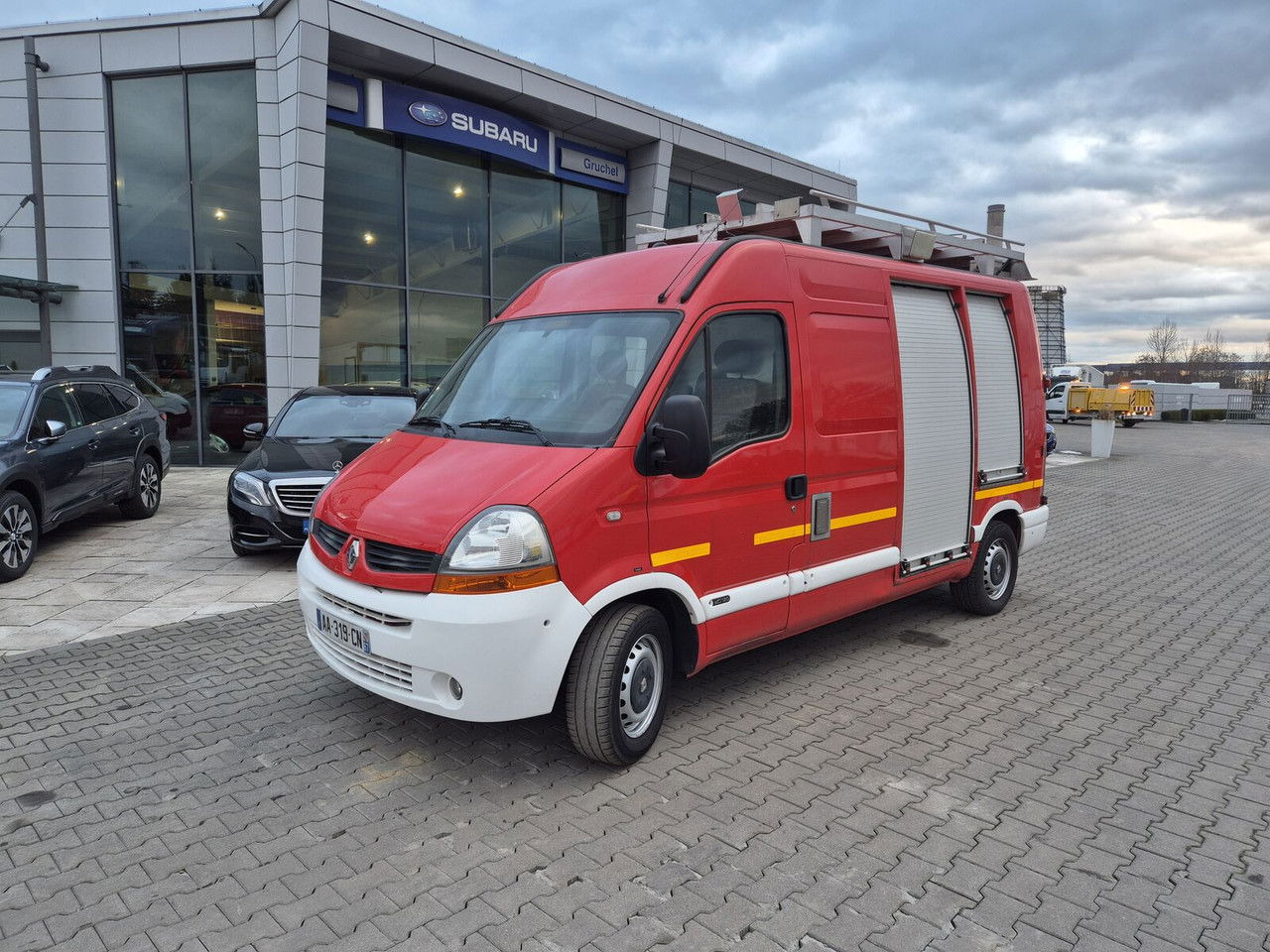 Renault Master 2.5 DCi / Only 25TKM / Like NEW / WE Have 3 THE Same Renault Master 2.5 DCi / Only 25TKM / Like NEW / WE Have 3 THE Same - Fire truck: picture 1 Renault Master 2.5 DCi / Only 25TKM / Like NEW / WE Have 3 THE Same Renault Master 2.5 DCi / Only 25TKM / Like NEW / WE Have 3 THE Same - Fire truck: picture 1
