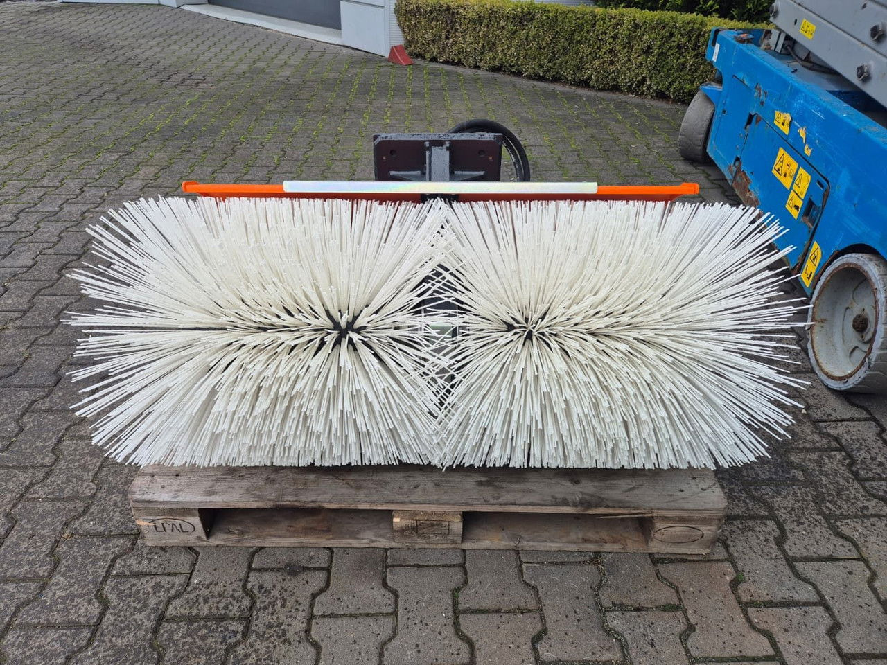 Tuchel Bagger KM 520 - Broom: picture 5 Tuchel Bagger KM 520 - Broom: picture 5