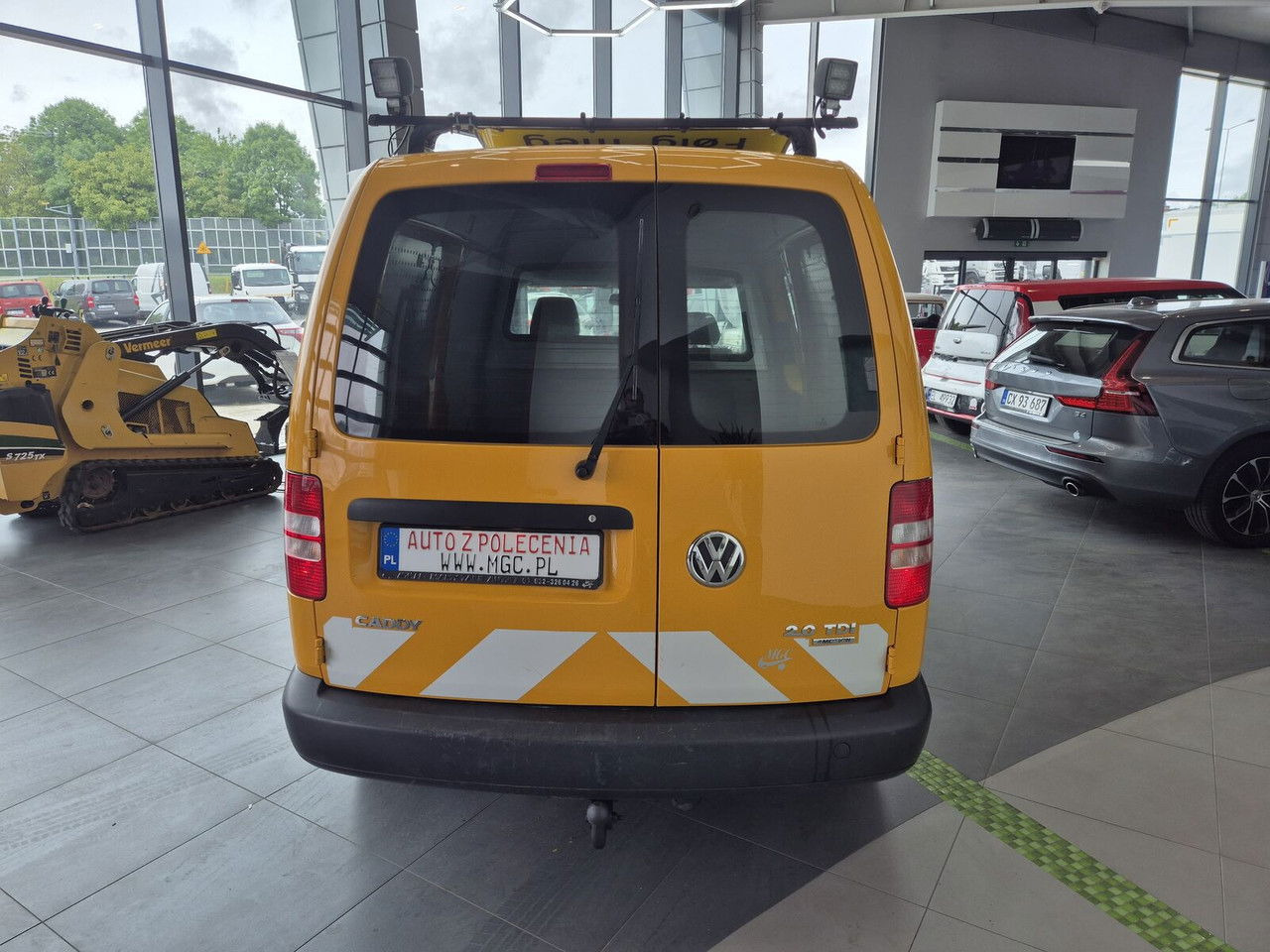 Small van Volkswagen Caddy 2.0 TDi Maxi / 4Motion 4X4 / 1 Owner / Serviced: picture 11