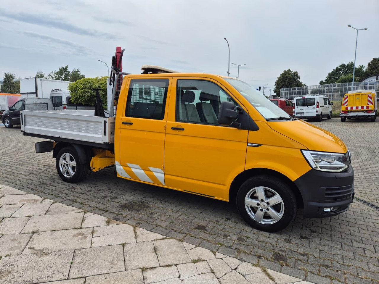 Volkswagen Transporter T6 / 4X4 / Long / Doka / NEW Service - Open body delivery van: picture 5 Volkswagen Transporter T6 / 4X4 / Long / Doka / NEW Service - Open body delivery van: picture 5