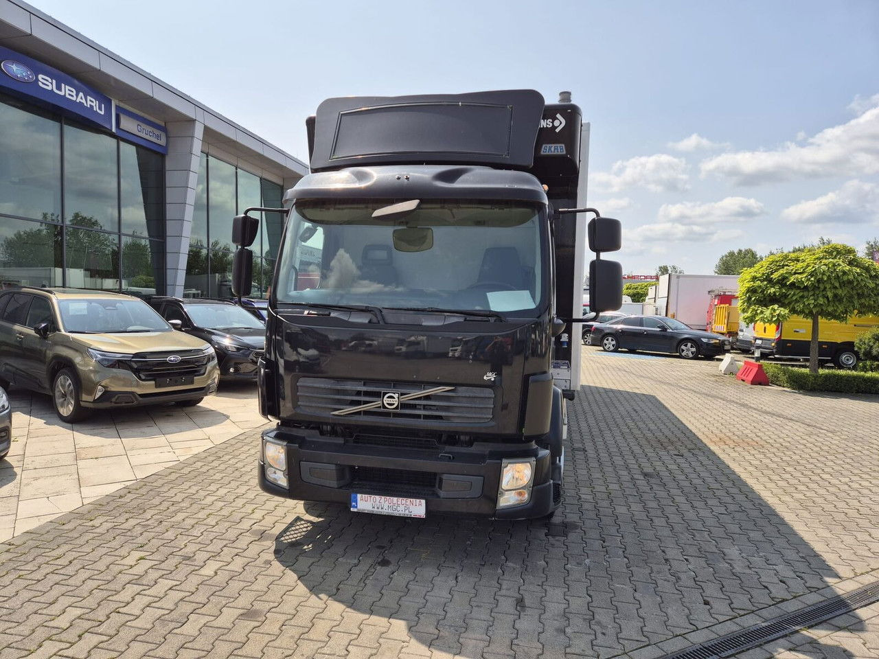 Volvo FL 240 - Box truck: picture 3 Volvo FL 240 - Box truck: picture 3