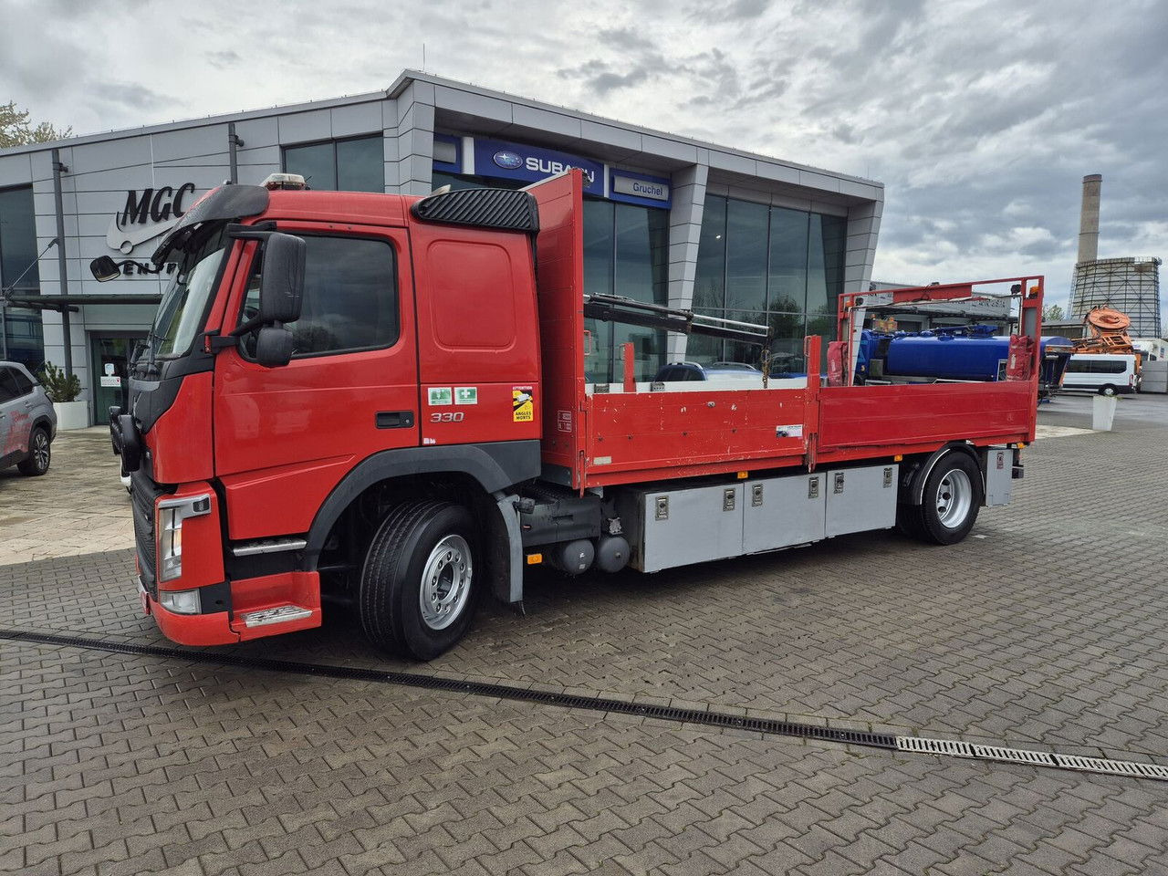 Dropside/ Flatbed truck, Crane truck Volvo FM 330 HDS Hiab / 1 Owner / Euro 6 / Serviced: picture 13 Dropside/ Flatbed truck, Crane truck Volvo FM 330 HDS Hiab / 1 Owner / Euro 6 / Serviced: picture 13