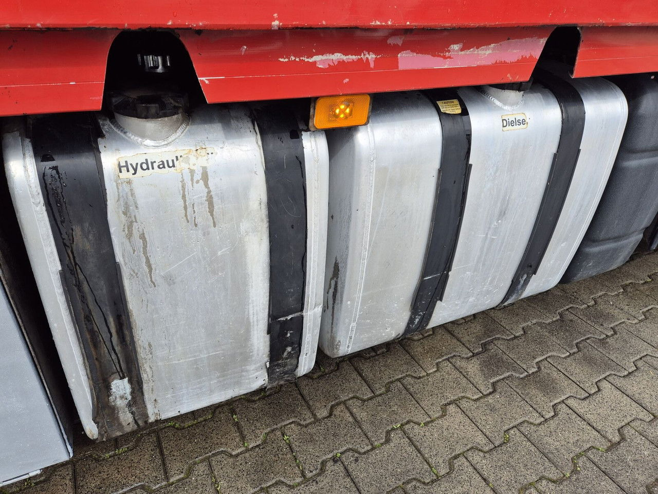 Dropside/ Flatbed truck, Crane truck Volvo FM 330 HDS Hiab / 1 Owner / Euro 6 / Serviced: picture 20 Dropside/ Flatbed truck, Crane truck Volvo FM 330 HDS Hiab / 1 Owner / Euro 6 / Serviced: picture 20