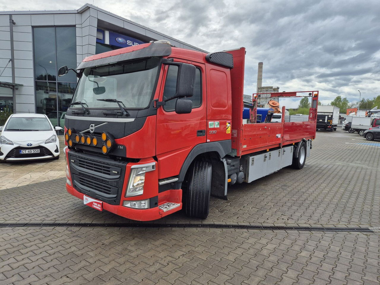Volvo FM 330 HDS Hiab / 1 Owner / Euro 6 / Serviced - Dropside/ Flatbed truck, Crane truck: picture 4 Volvo FM 330 HDS Hiab / 1 Owner / Euro 6 / Serviced - Dropside/ Flatbed truck, Crane truck: picture 4