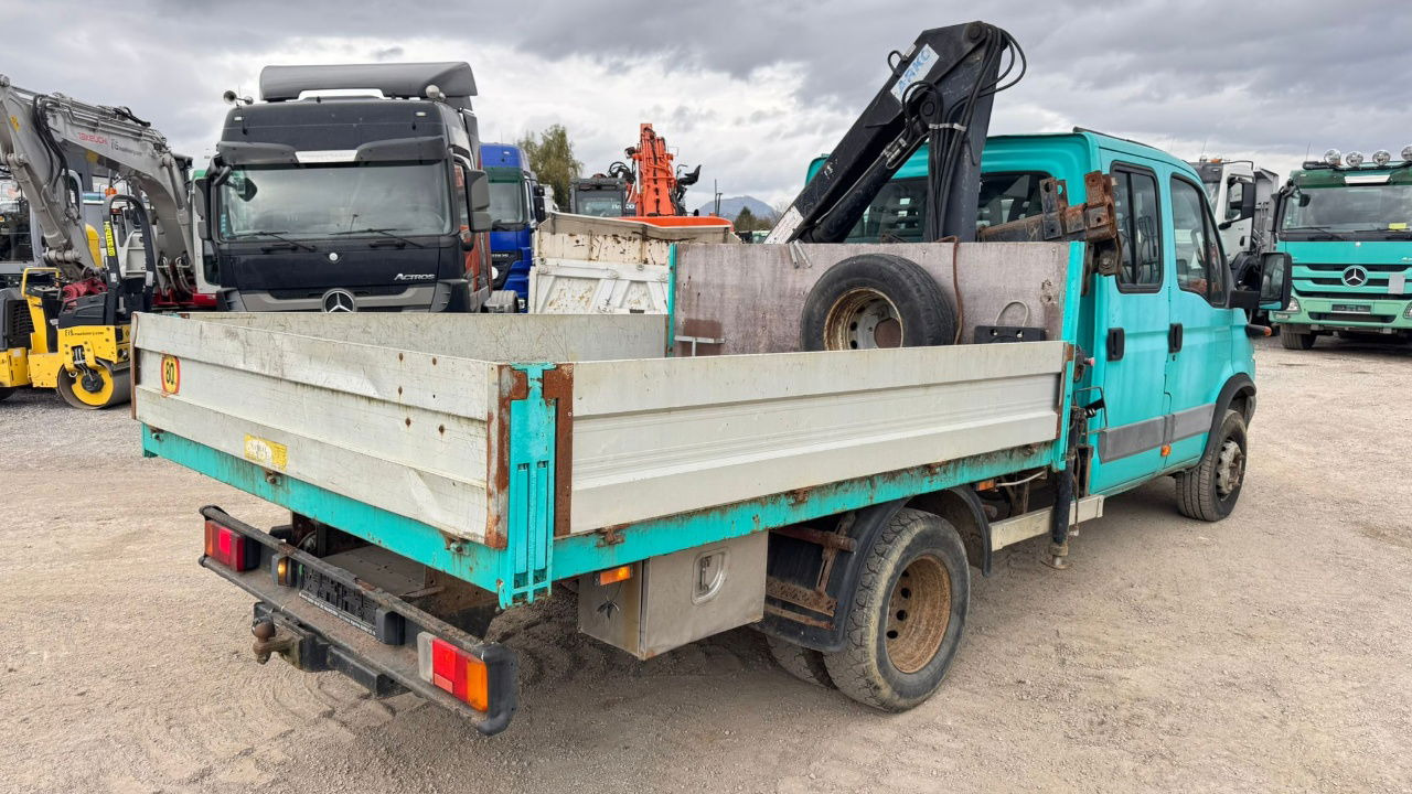 Iveco Daily 65 C15 stake body - Hiab 045-3 - 7.5M - Open body delivery van, Combi van: picture 3 Iveco Daily 65 C15 stake body - Hiab 045-3 - 7.5M - Open body delivery van, Combi van: picture 3