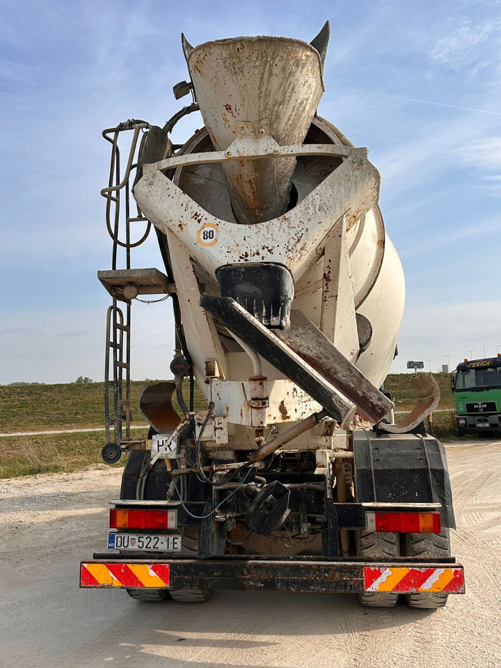 Iveco Eurotrakker 260E35W 6x6 mixer - 7m3 - Concrete mixer truck: picture 4 Iveco Eurotrakker 260E35W 6x6 mixer - 7m3 - Concrete mixer truck: picture 4
