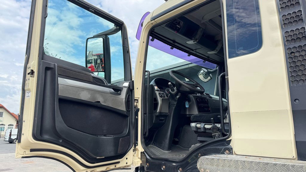 Tipper MAN TGS 35.480 8x4 schmitz dumper tipper: picture 25