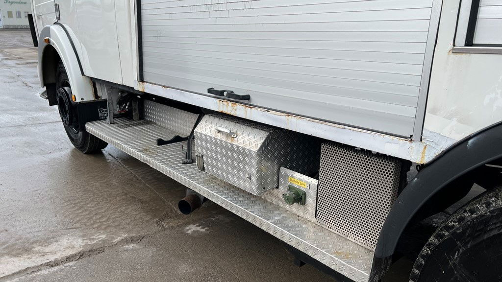 Fire truck Mercedes-Benz 1622 4x2 43.000km winch: picture 7