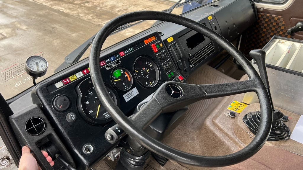 Fire truck Mercedes-Benz 1622 4x2 43.000km winch: picture 27